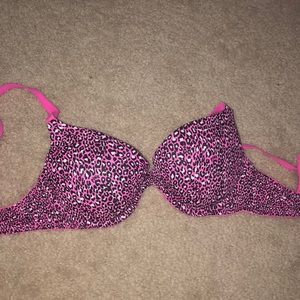 Cheetah print Victoria’s Secret bra! Size 32C push